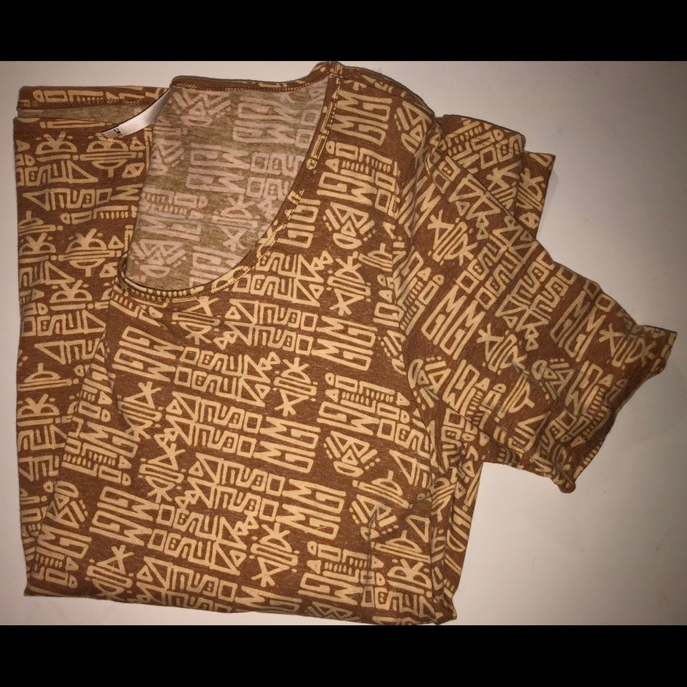 LULAROE PERFECT TEE